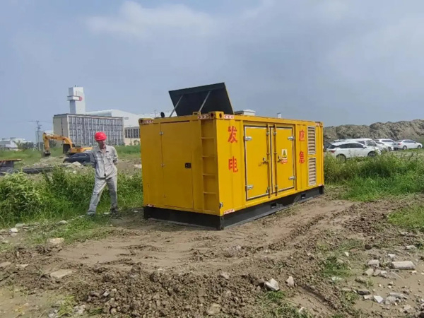 临城200KW柴油发电机机组每小时的油耗量受哪些因素影响?